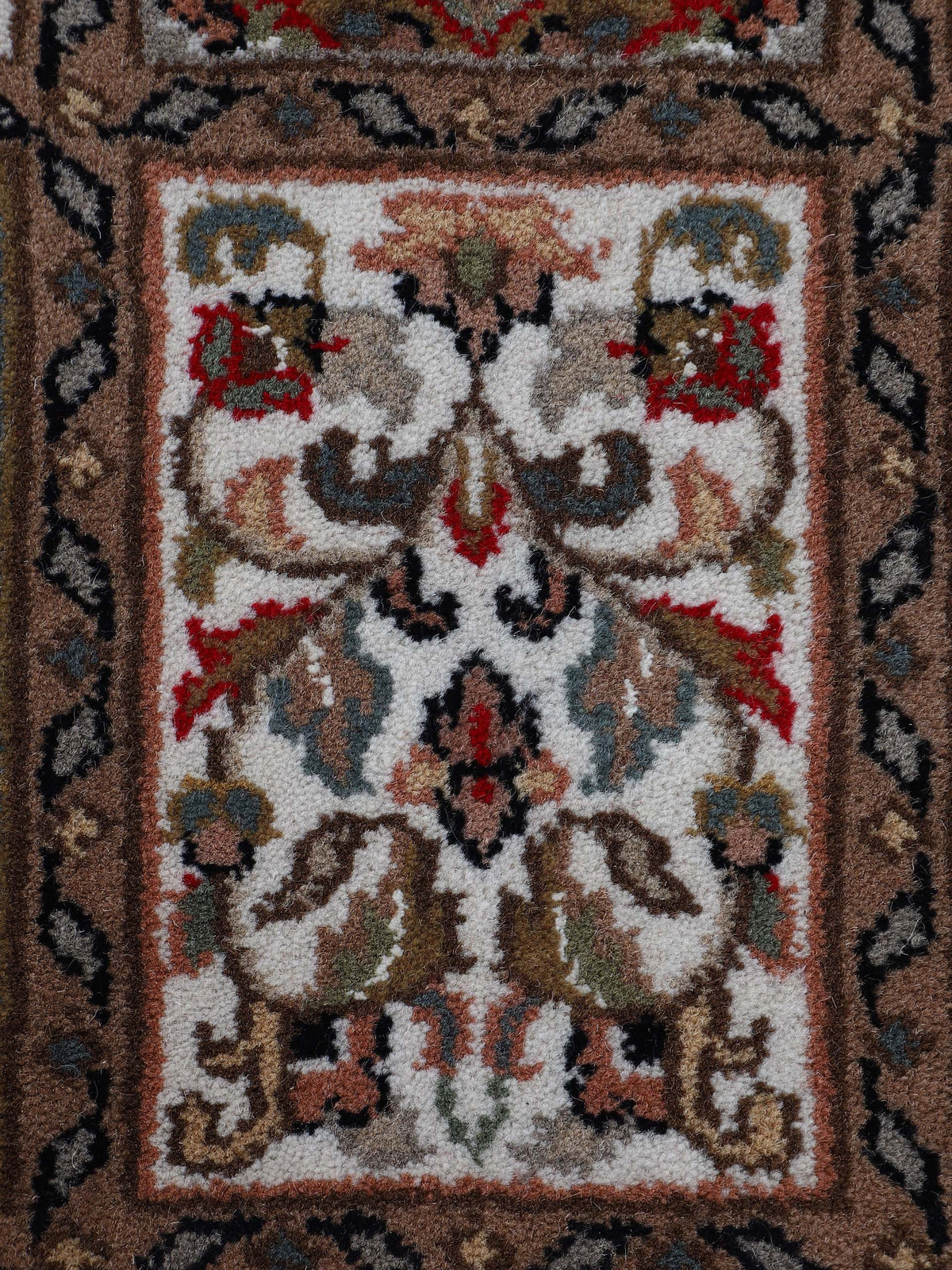Bakhtiar Teppich Rot