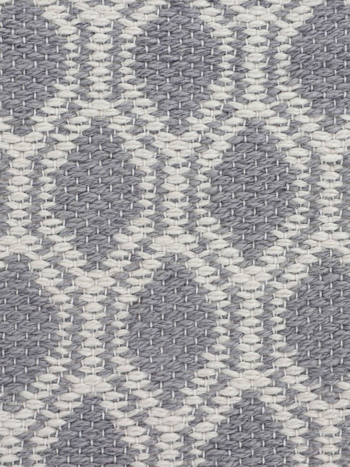 In- & Outdoor Teppich aus recyceltem Material Grau
